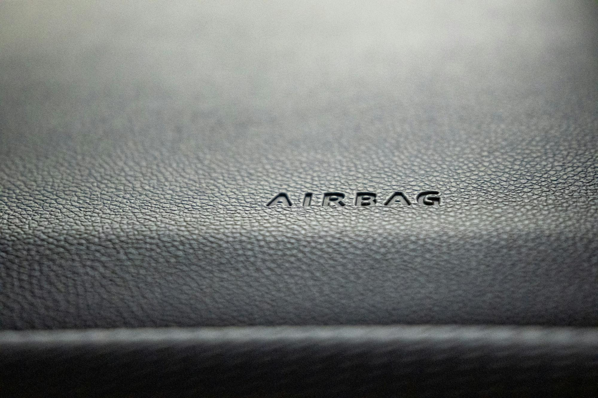 Réparation du calculateur d'airbag Audi RS4