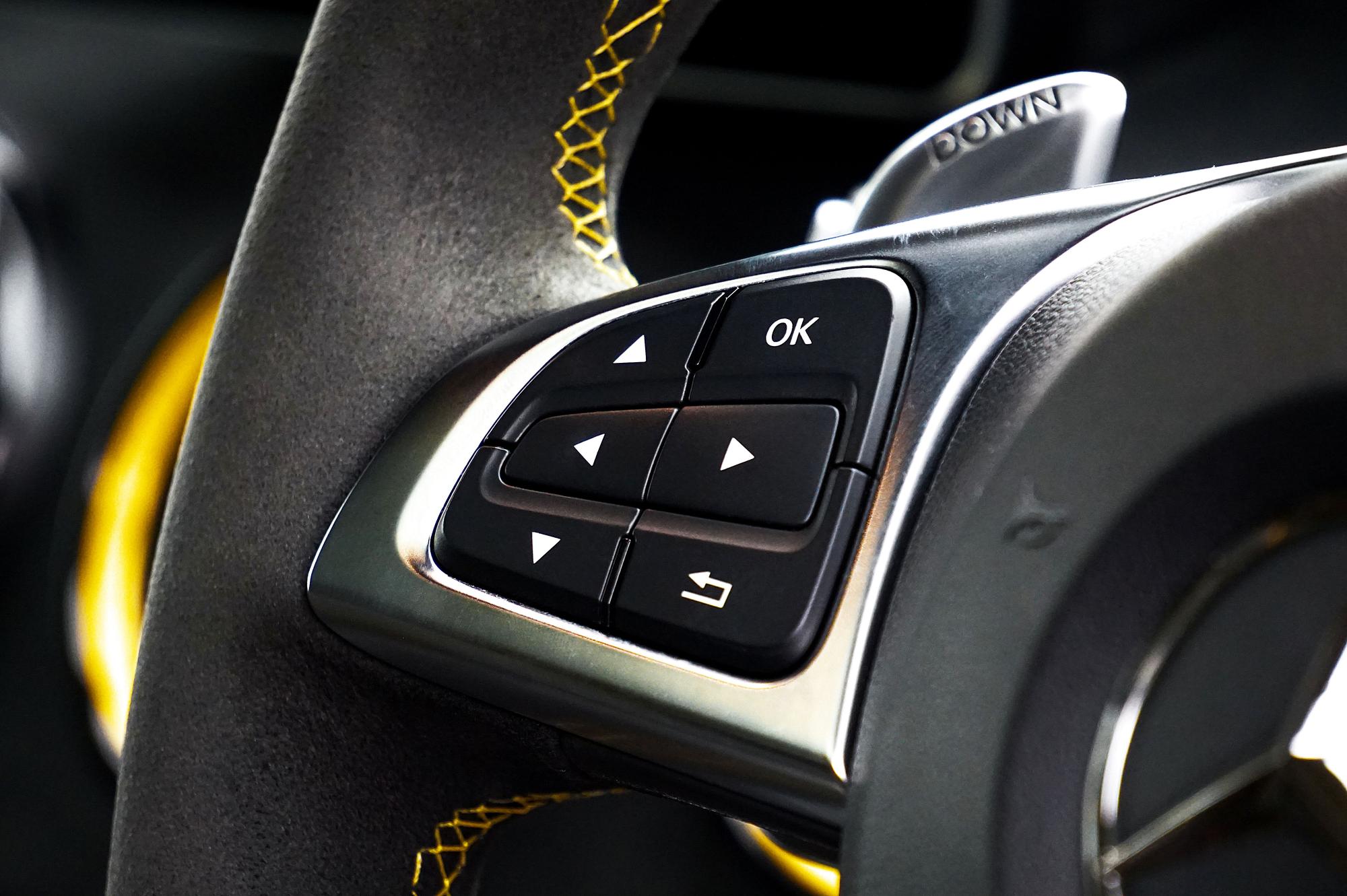 Réparation du calculateur d'airbag BMW iX